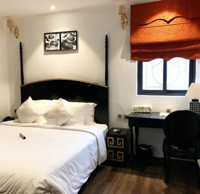 Deluxe con vistas a la ciudad — Hanoi Center Silk Premium Hotel & Spa & Travel